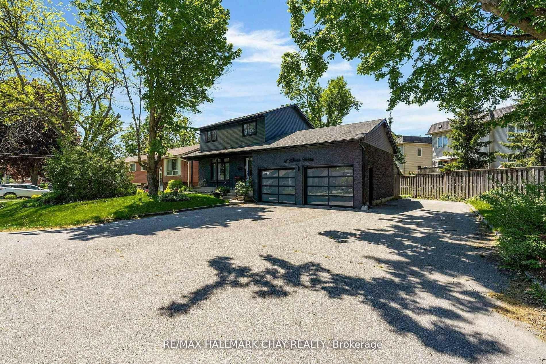 17 Walker Avenue, Orillia, ON, L3V 6G8 - 2
