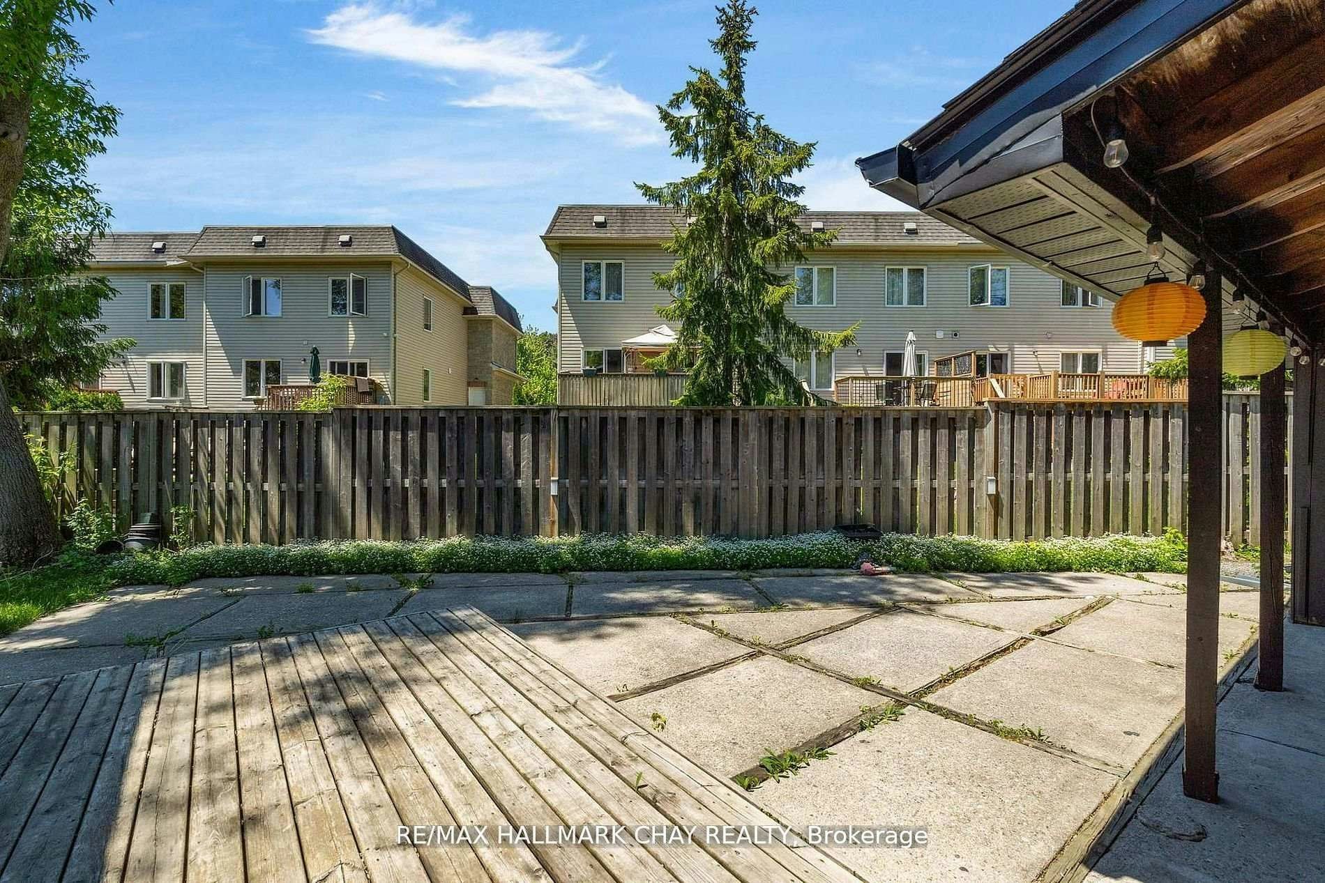 17 Walker Avenue, Orillia, ON, L3V 6G8 - 16