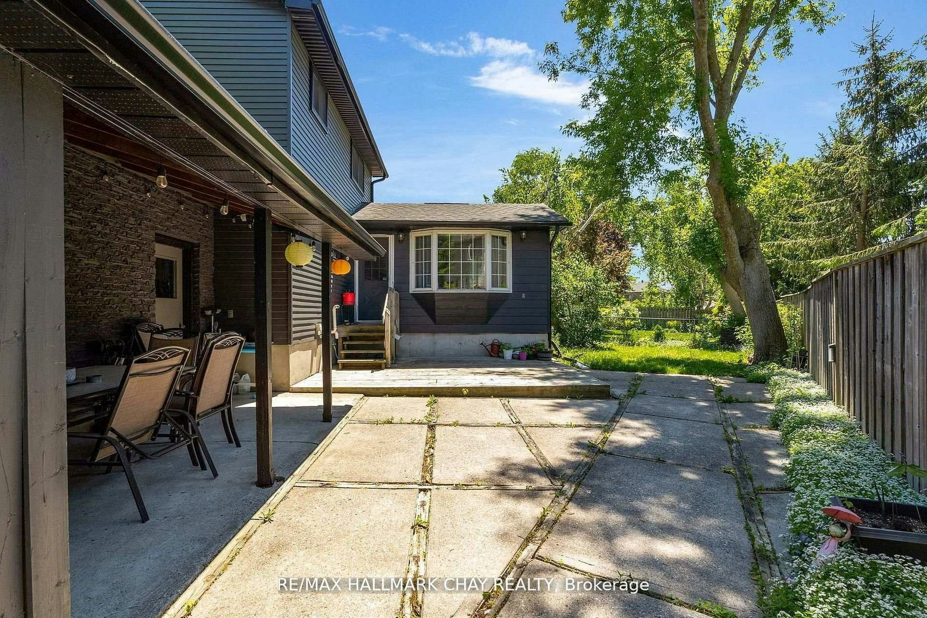 17 Walker Avenue, Orillia, ON, L3V 6G8 - 18