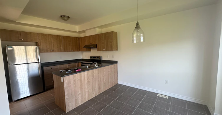 1-208 Isabella Drive, Orillia, ON, L3V 8K7 - 5