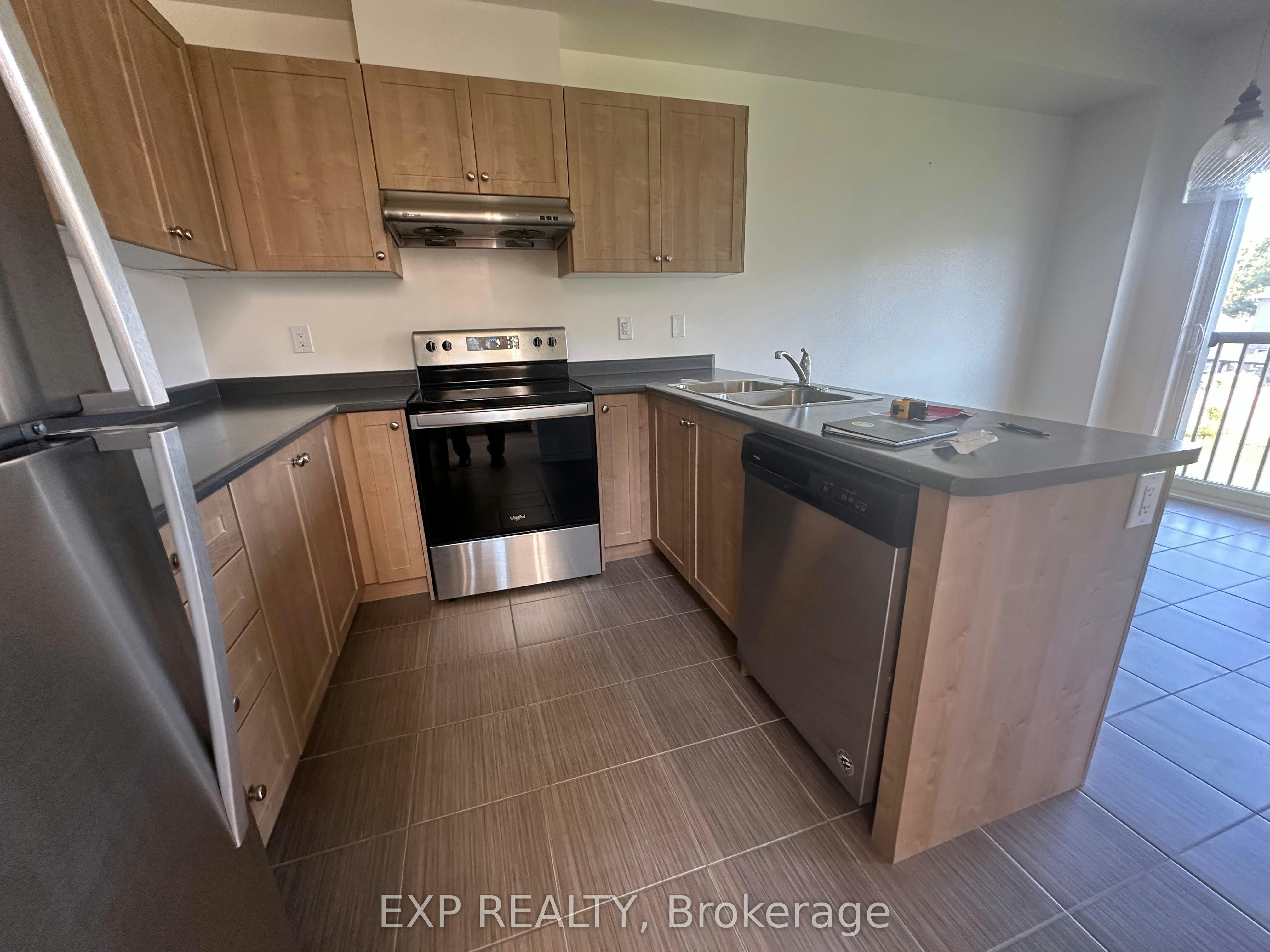 1-208 Isabella Drive, Orillia, ON, L3V 8K7 - 4
