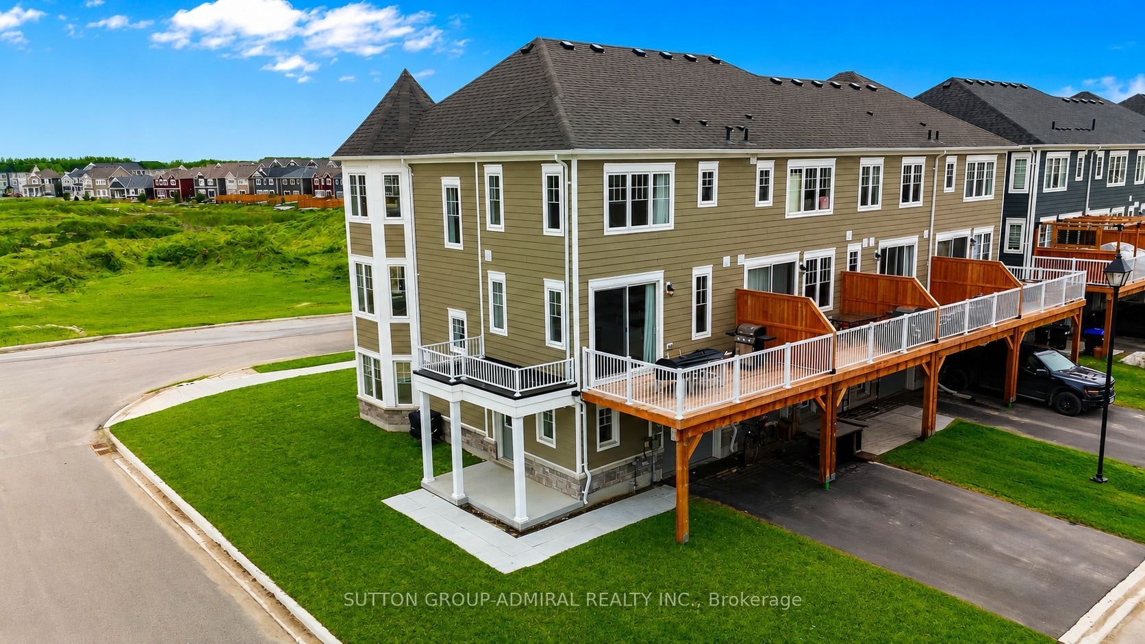 83 Shelburne Avenue, Wasaga Beach, ON, L9Z 0L2
