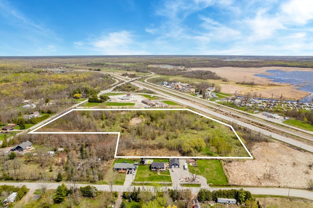 15 Quarry Road, Tay, ON, L0K 2C0