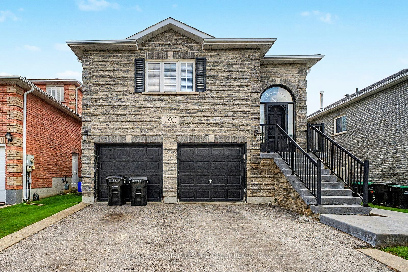 Upper-65 Jessica Drive, Barrie, ON, L4N 5T3