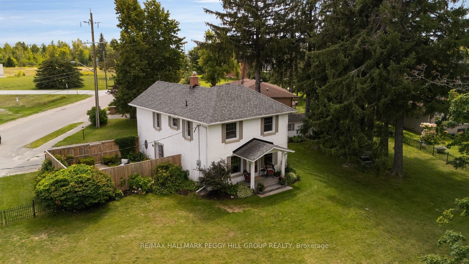 12 Beacon Road, Barrie, ON, L4N 9C8