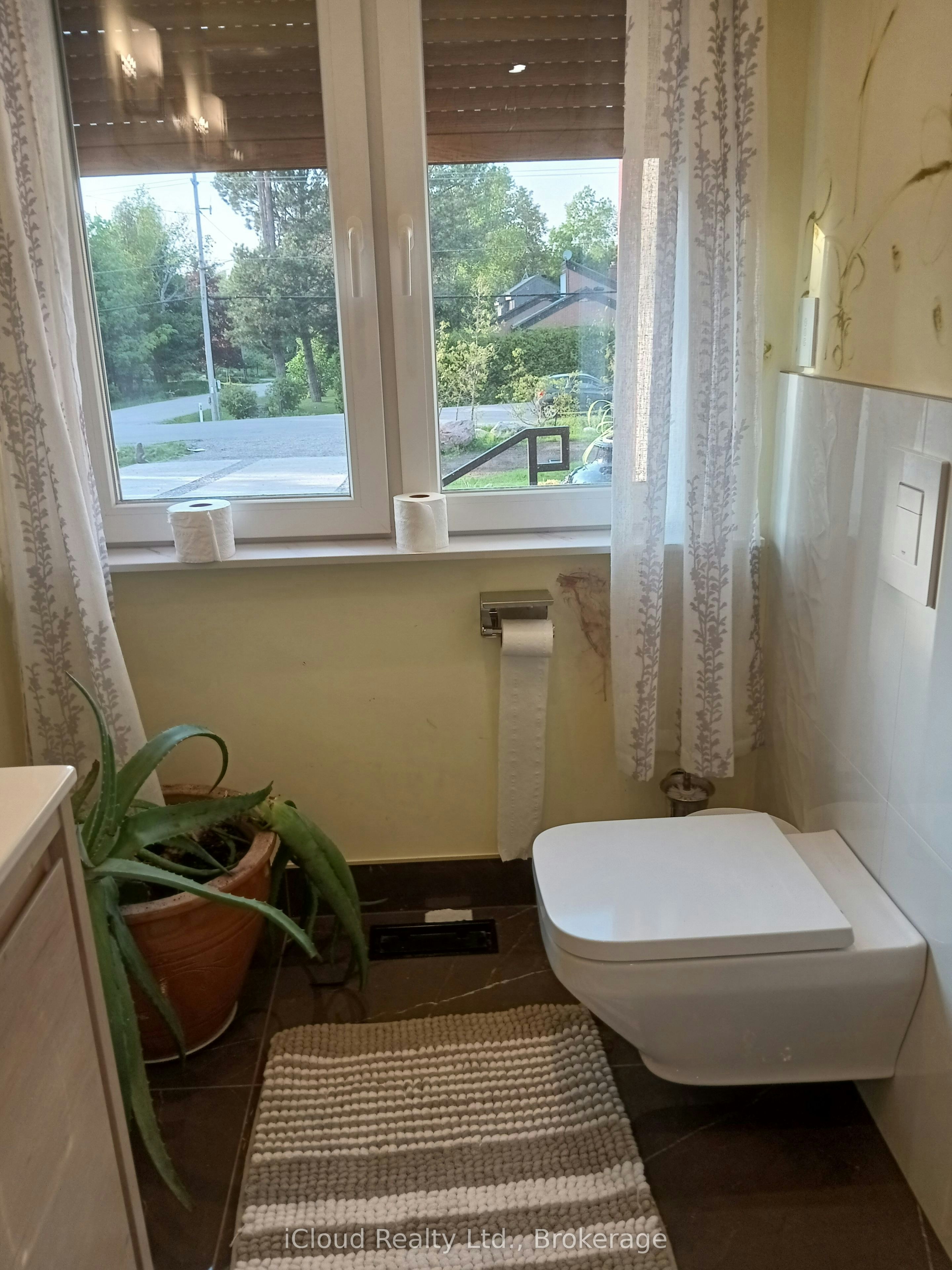 2216 Champlain Road, Tiny, ON, L9M 0C4 - 10