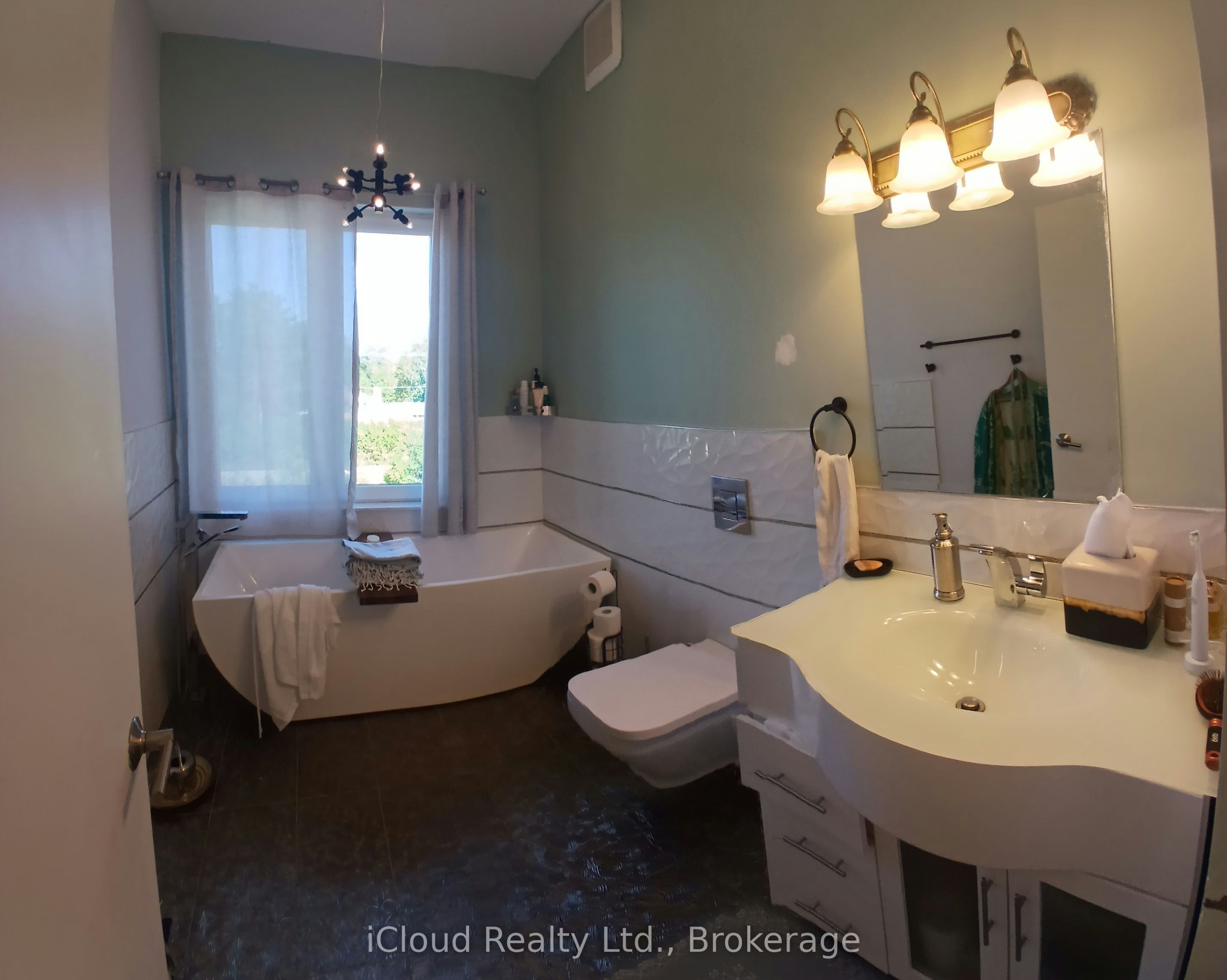 2216 Champlain Road, Tiny, ON, L9M 0C4 - 11