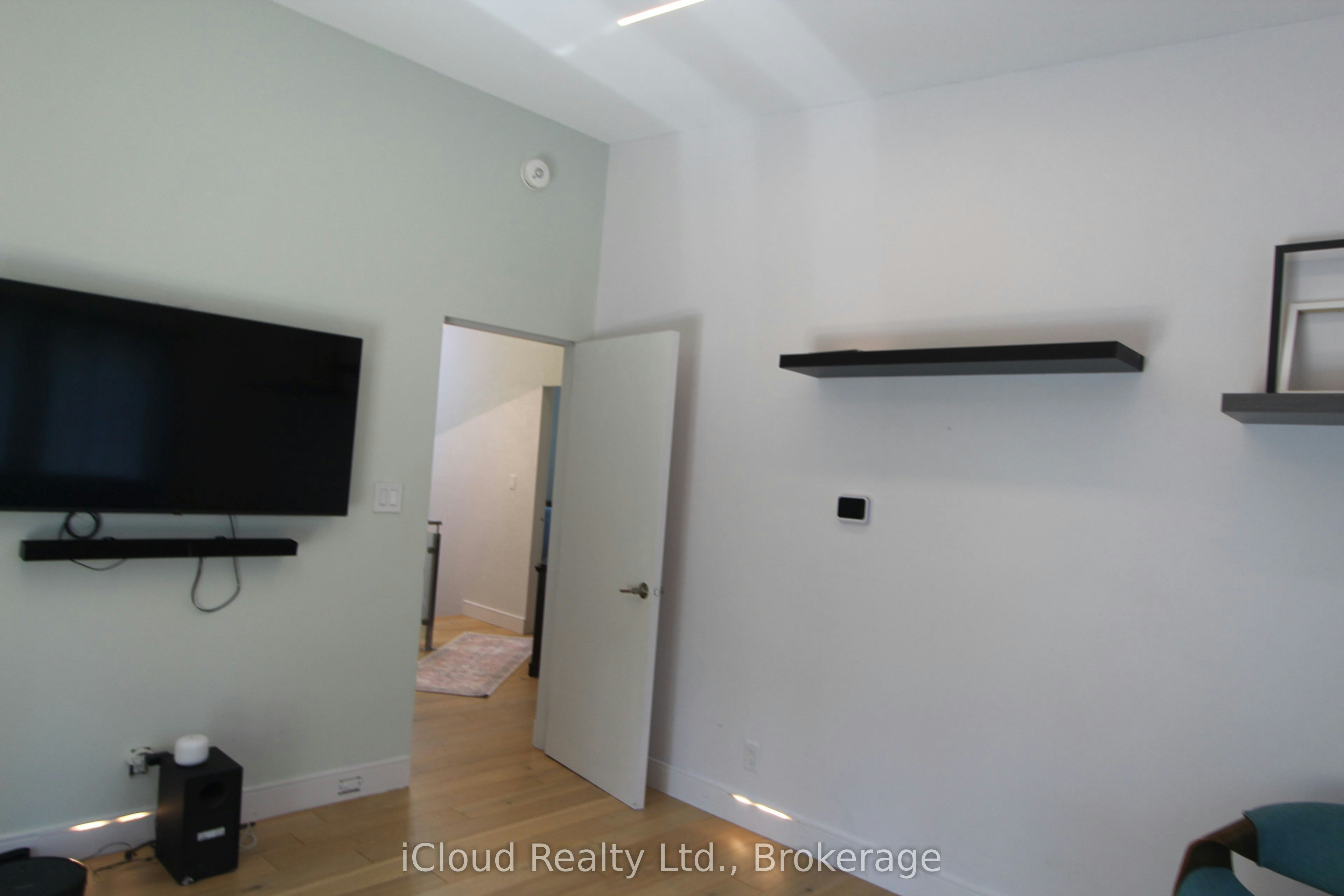 2216 Champlain Road, Tiny, ON, L9M 0C4 - 35