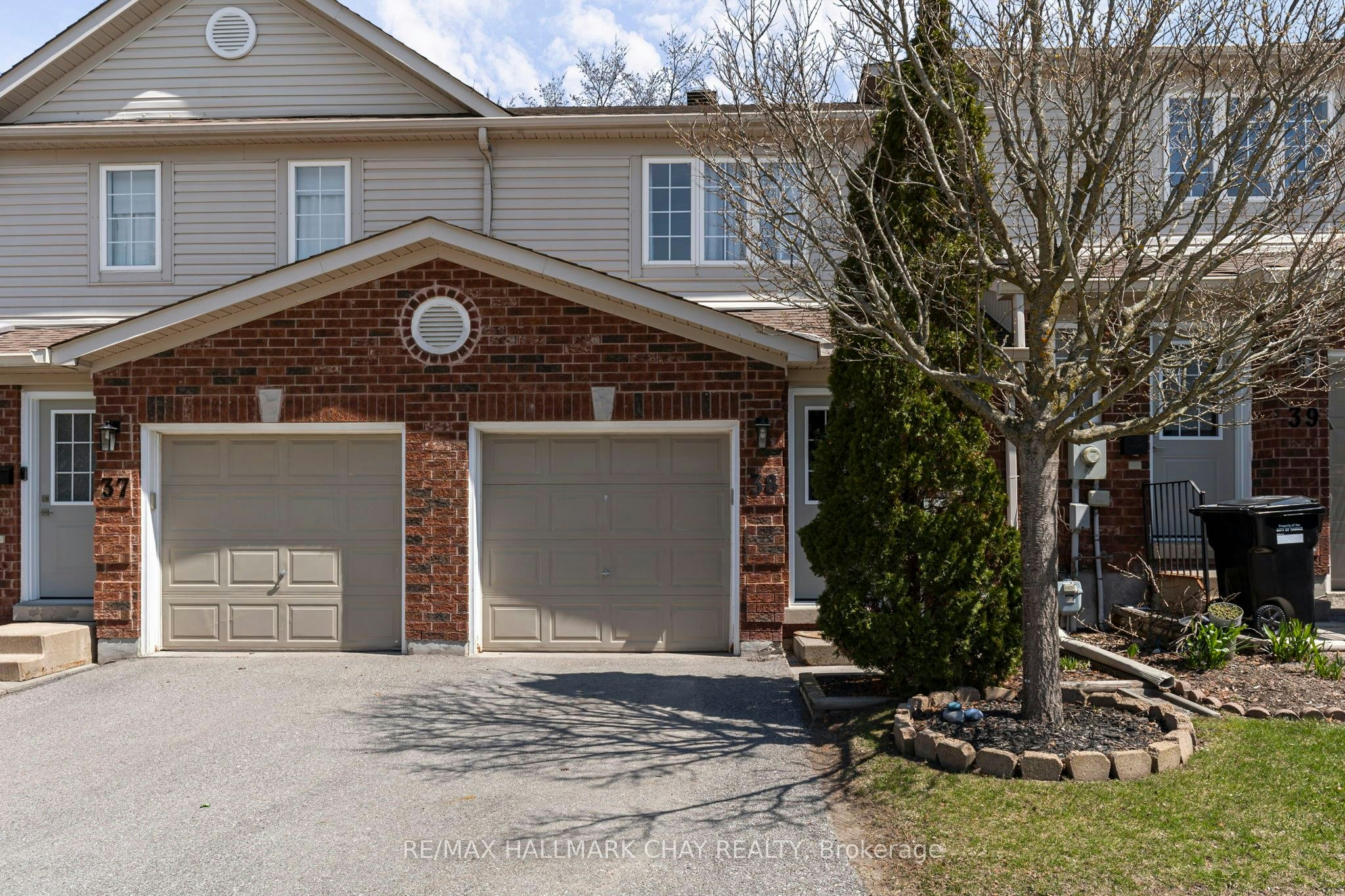38-430 Mapleview Drive E, Barrie, ON, L4N 0H4