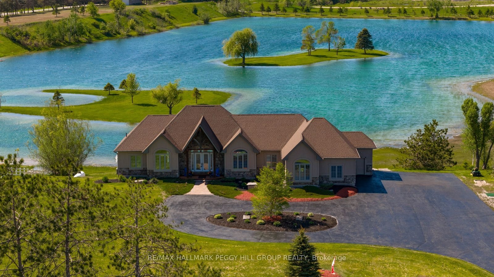 1372 Division Road E, Severn, ON, L3V 0X8