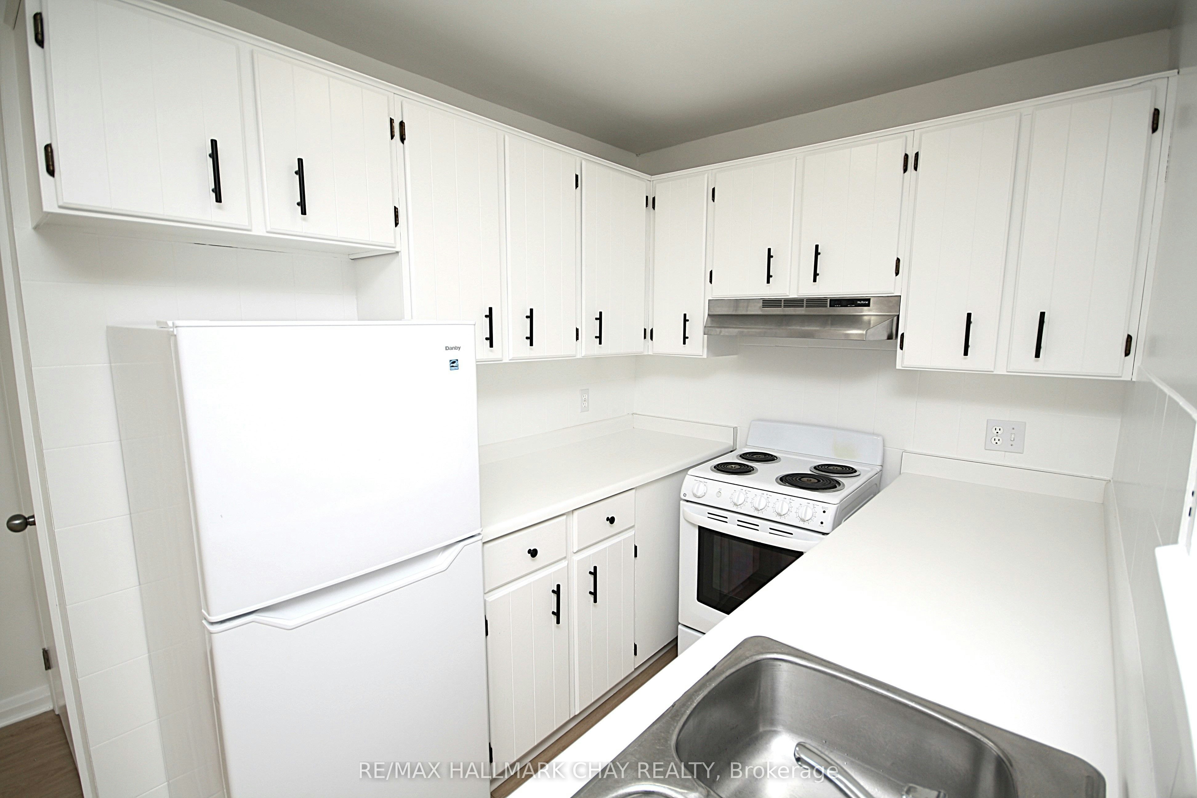 1-58 Queen Street W, Springwater, ON, L0L 1P0 - 4