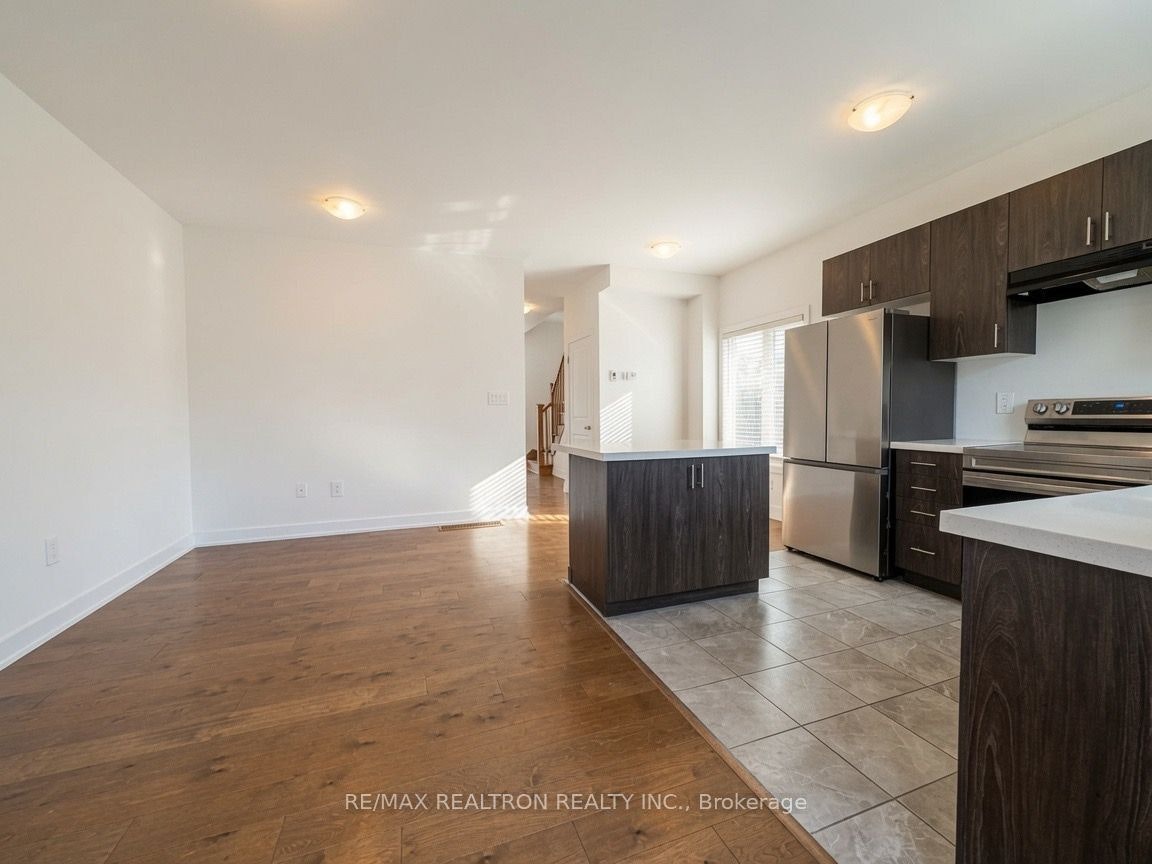 36 Westwood Avenue, Barrie, ON, L9J 0M6