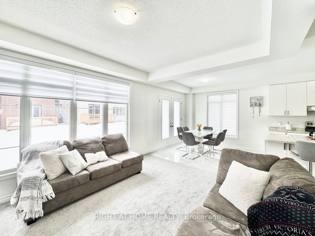 79 Calypso Avenue, Springwater, ON, L9X 2C5 - 5