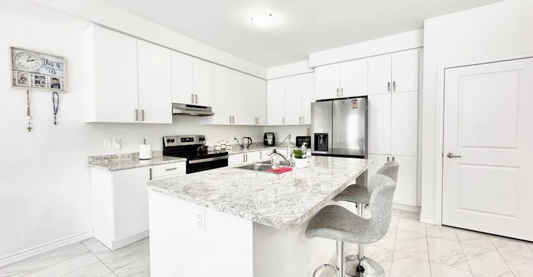79 Calypso Avenue, Springwater, ON, L9X 2C5 - 2