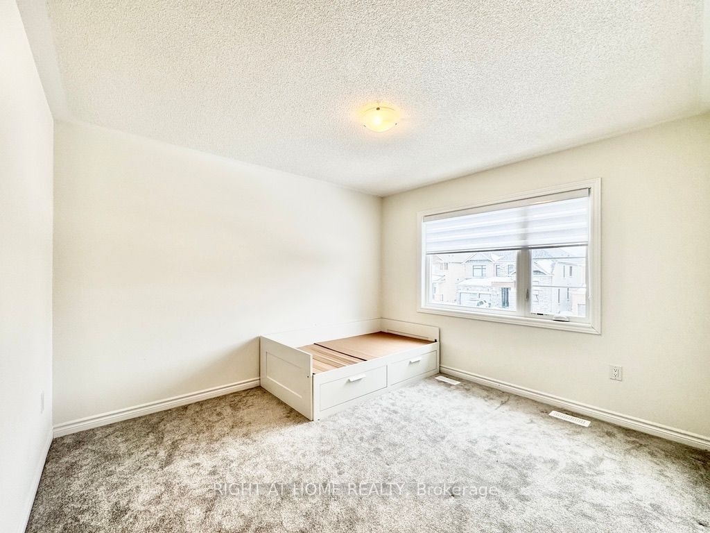 79 Calypso Avenue, Springwater, ON, L9X 2C5 - 11