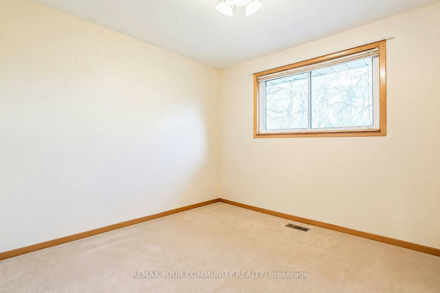 (Main floor)-212 Grove Street E, Barrie, ON, L4M 2P9 - 12