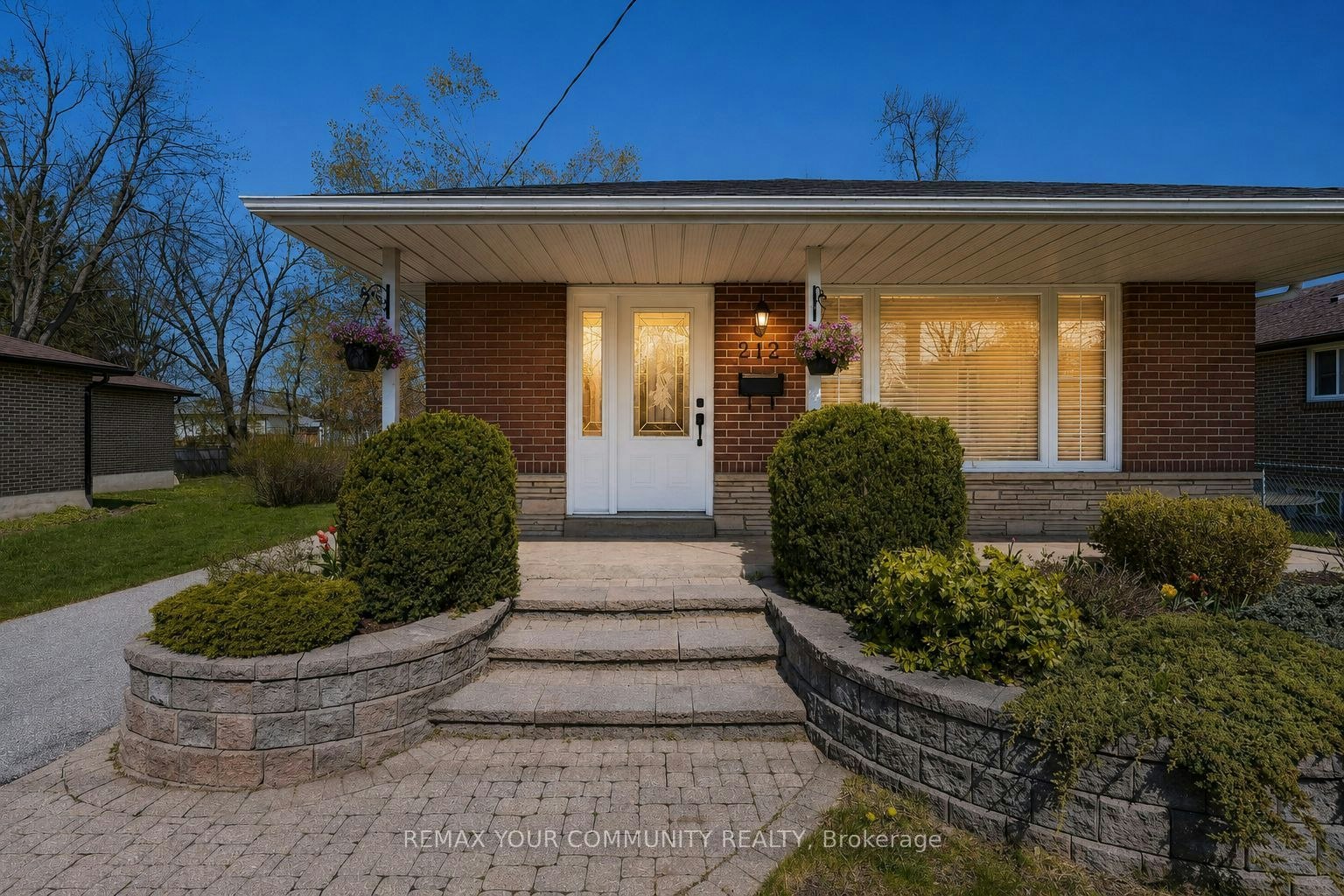 (Main floor)-212 Grove Street E, Barrie, ON, L4M 2P9 - 2