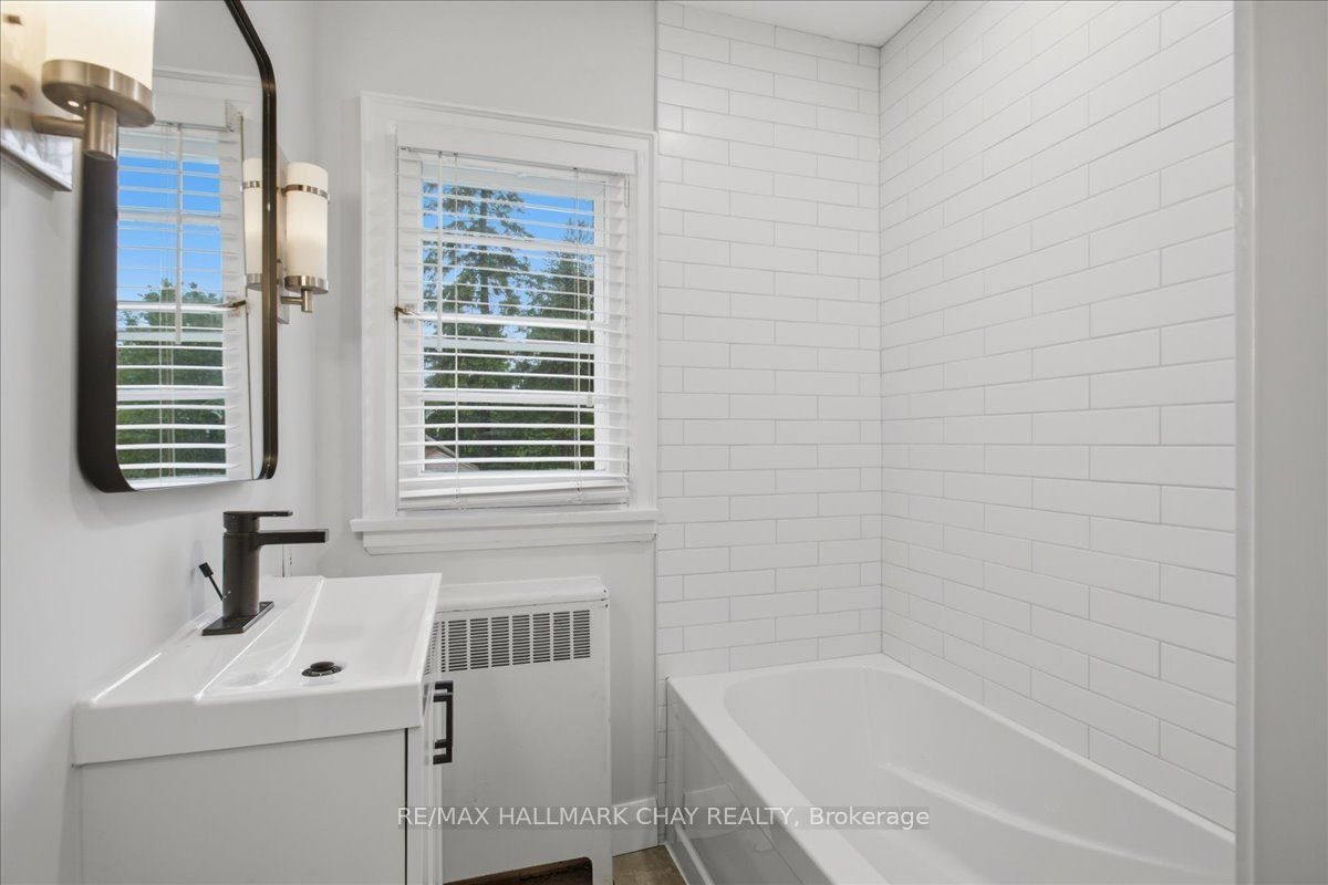1-15 Parkside Drive, Barrie, ON, L4N 1W7 - 17