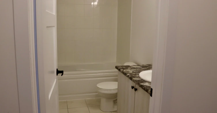 7 Wagon Lane, Barrie, ON, L9J 0V4 - 12