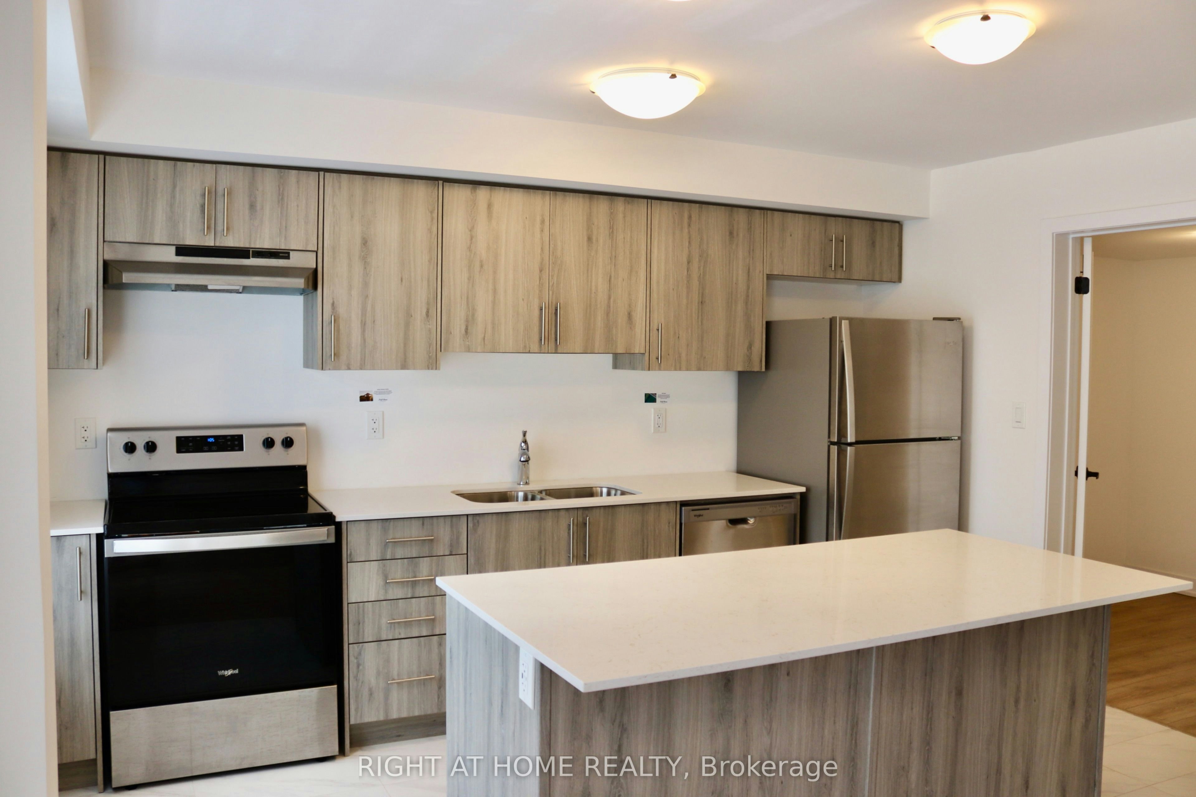 7 Wagon Lane, Barrie, ON, L9J 0V4 - 21