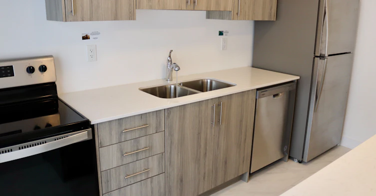 7 Wagon Lane, Barrie, ON, L9J 0V4 - 18