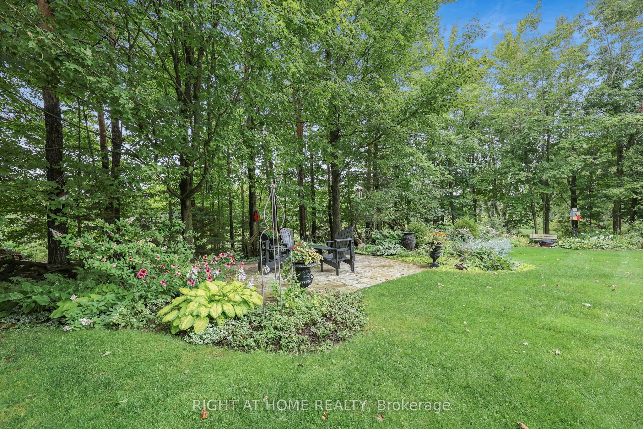 13 Alpine Way, Oro-Medonte, ON, L0L 2L0