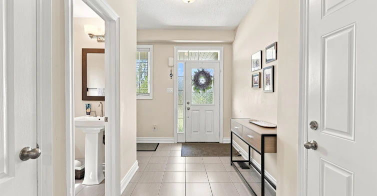 23 Nathan Crescent, Barrie, ON, L4N 0S5 - 7