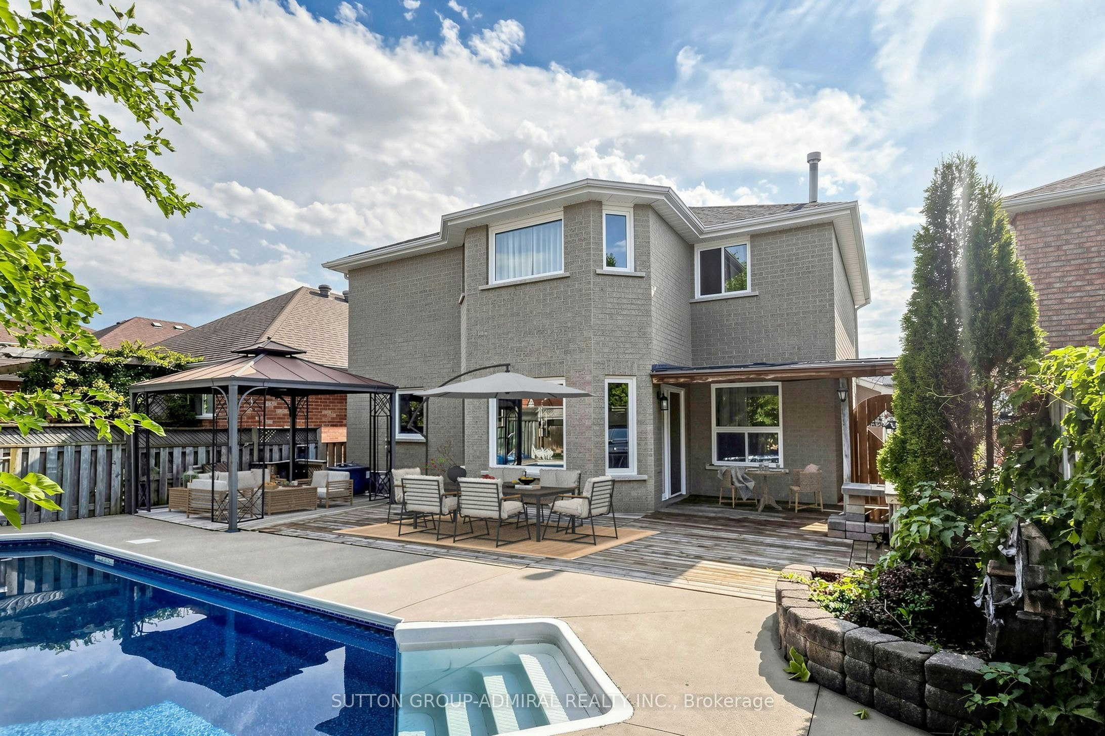 38 Felt Crescent, Barrie, ON, L4N 8V1