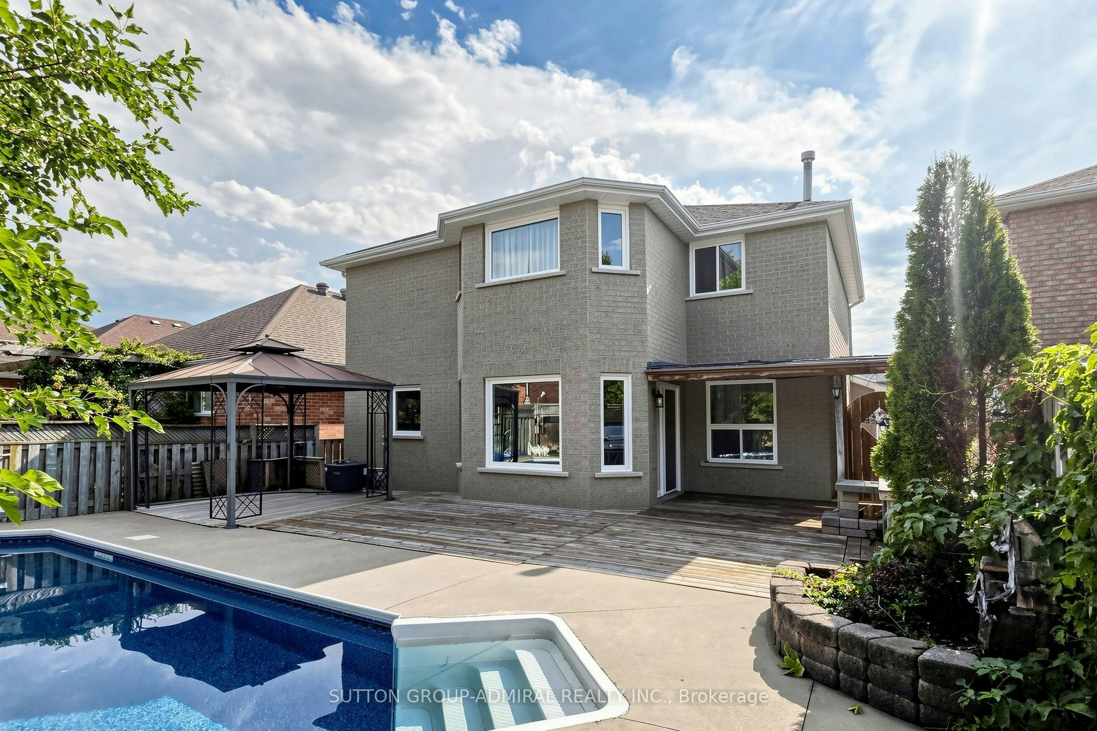38 Felt Crescent, Barrie, ON, L4N 8V1
