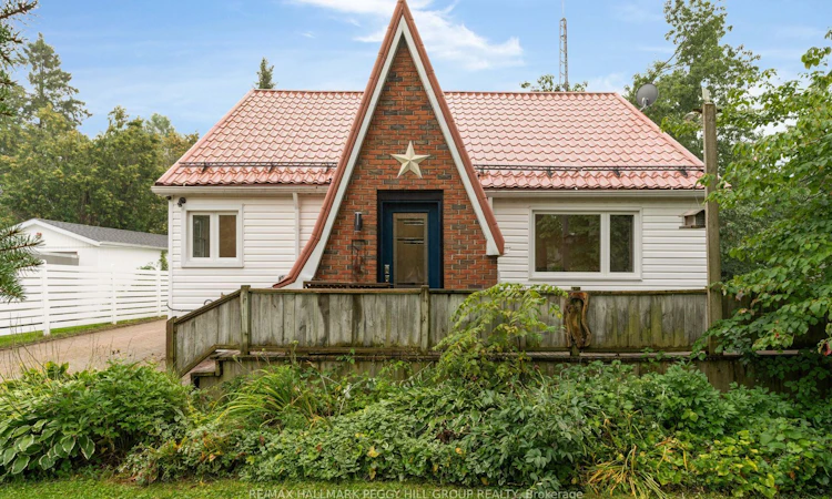 1387 Old Barrie Road W