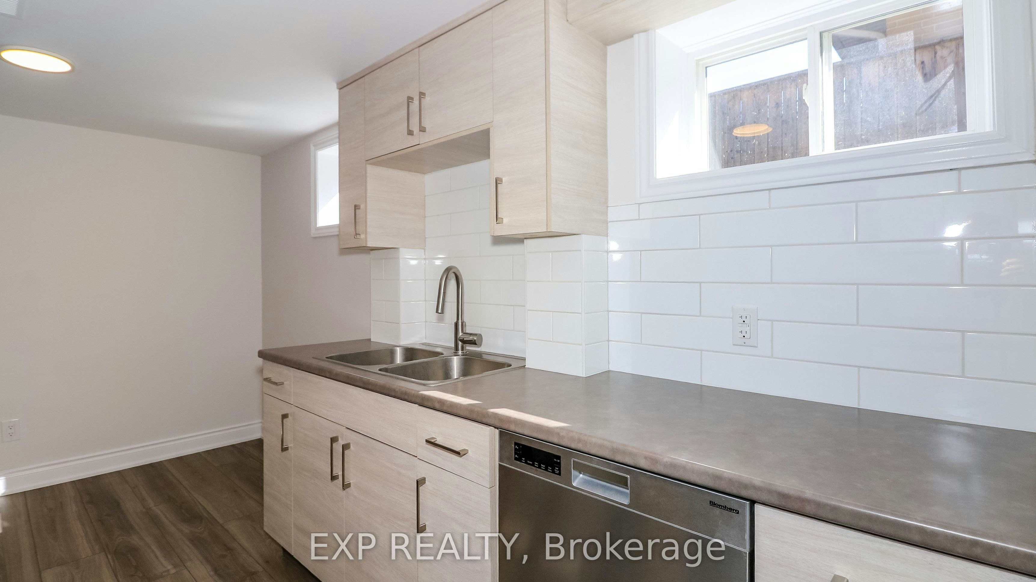 Basement-258 Napier Street, Barrie, ON, L4M 1X7 - 18