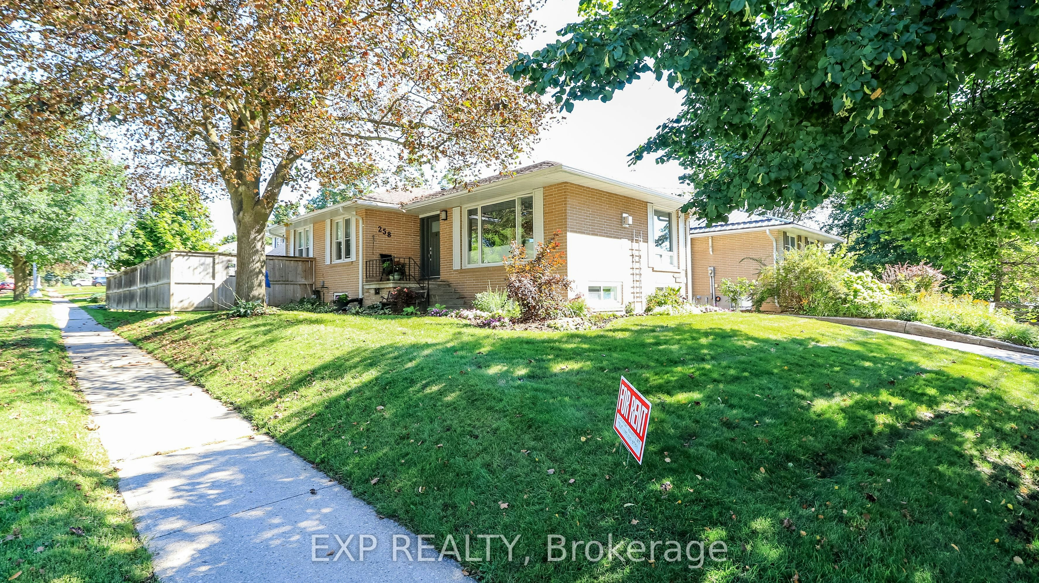 Basement-258 Napier Street, Barrie, ON, L4M 1X7 - 8
