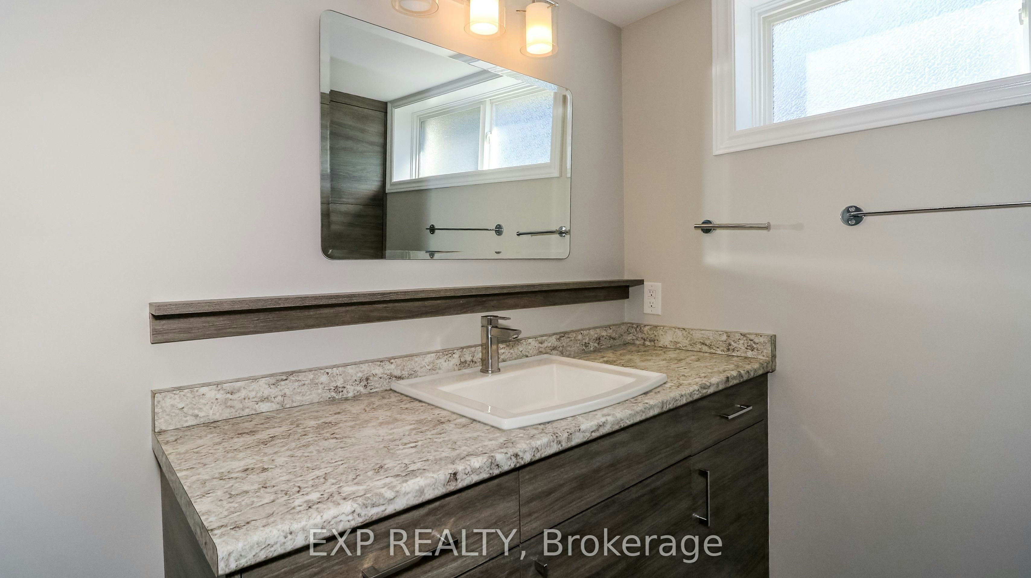 Basement-258 Napier Street, Barrie, ON, L4M 1X7 - 26