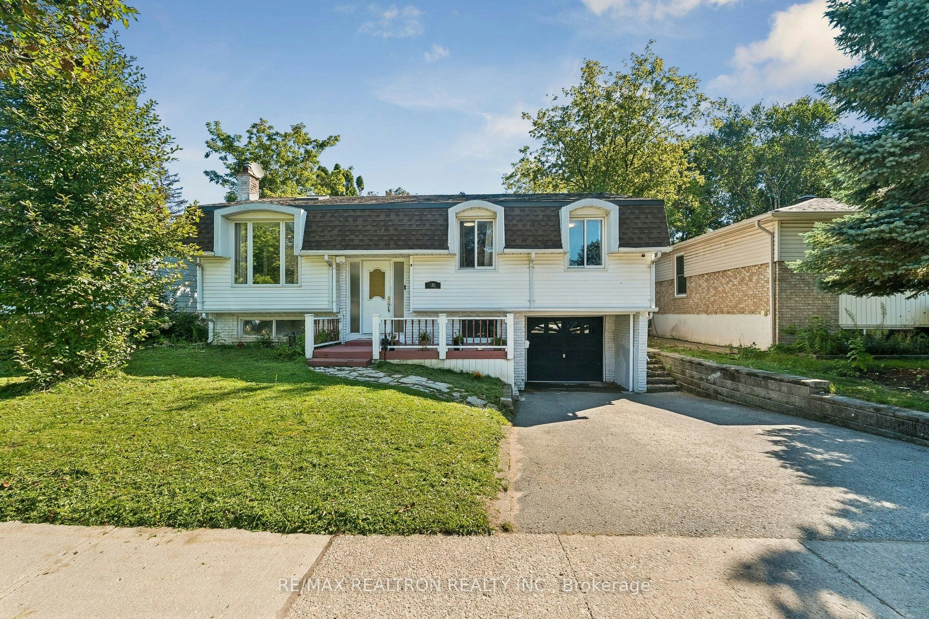 101 Marshall Street, Barrie, ON, L4N 4K7