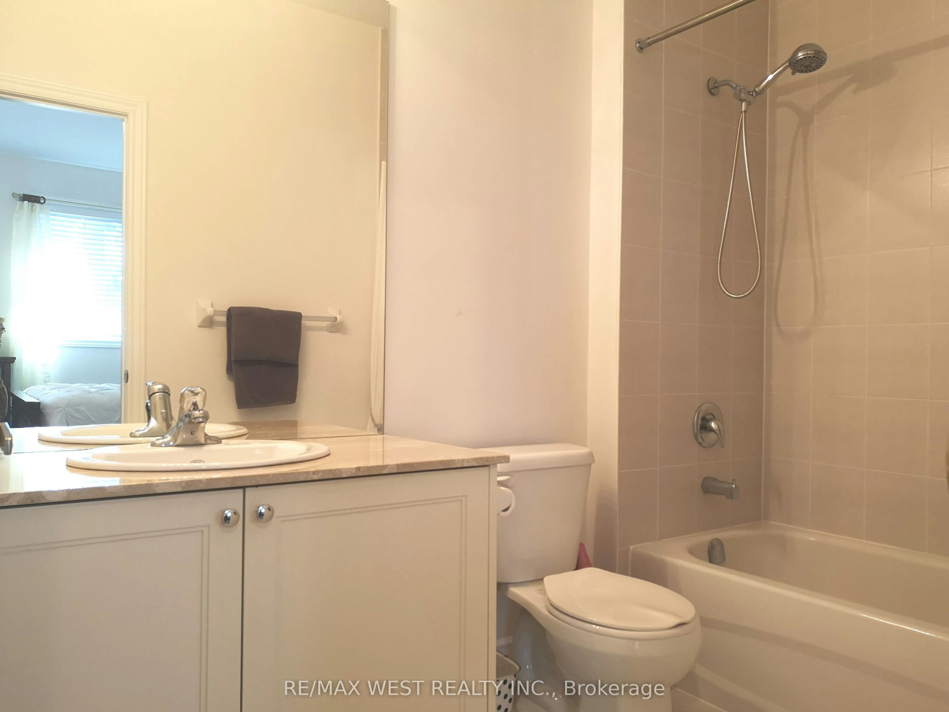 22 Farewell Avenue, Wasaga Beach, ON, L9Z 0H3 - 13