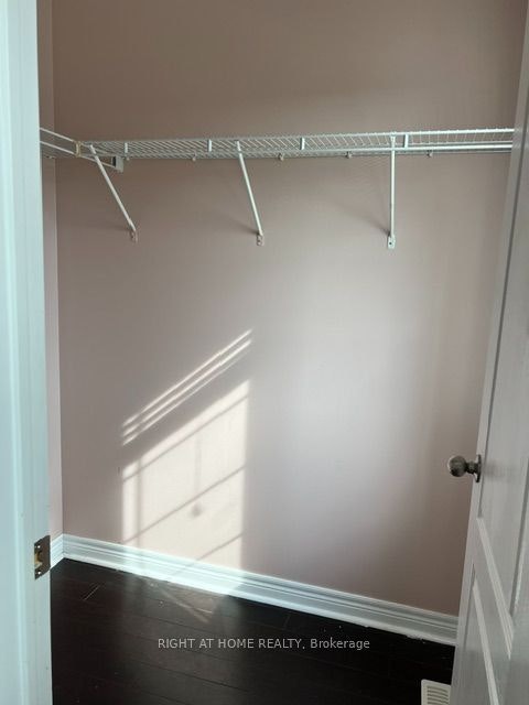261 Kozlov Street, Barrie, ON, L4N 6R7 - 7