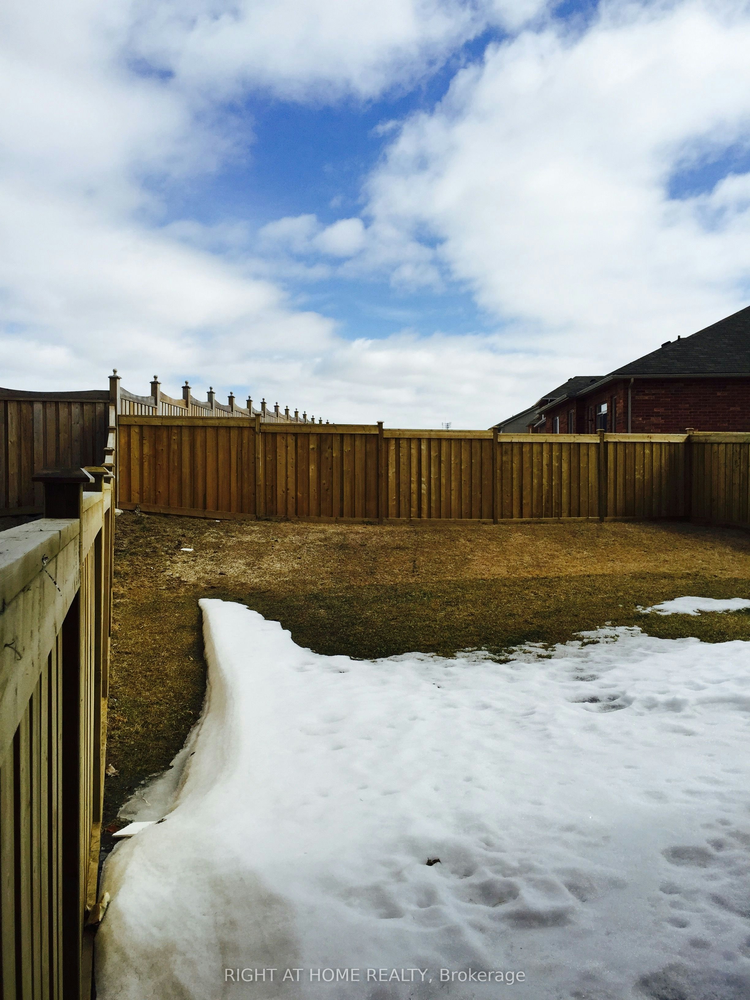 261 Kozlov Street, Barrie, ON, L4N 6R7 - 21