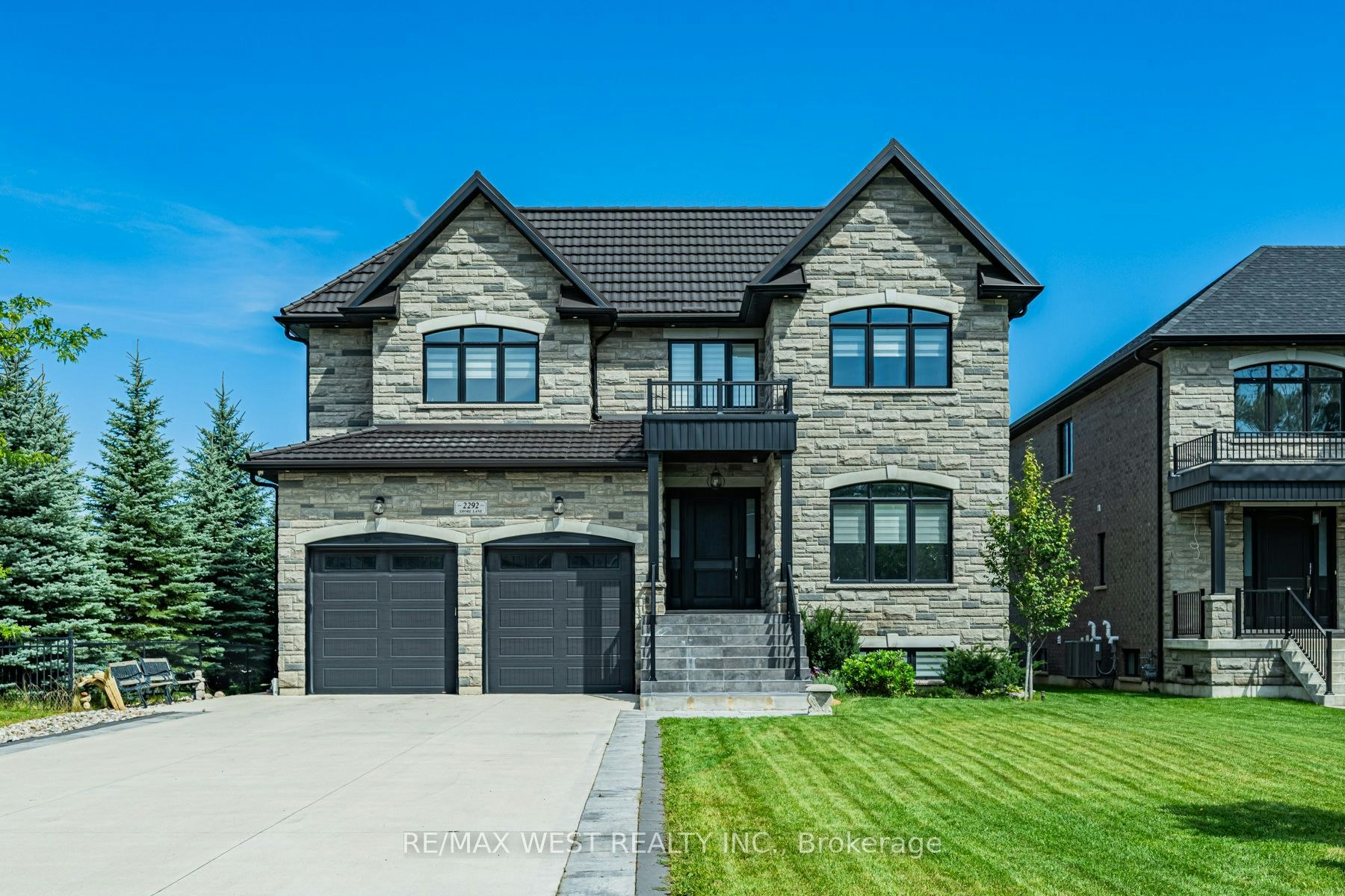 2292 Shore Lane, Wasaga Beach, ON, L9Z 2X6