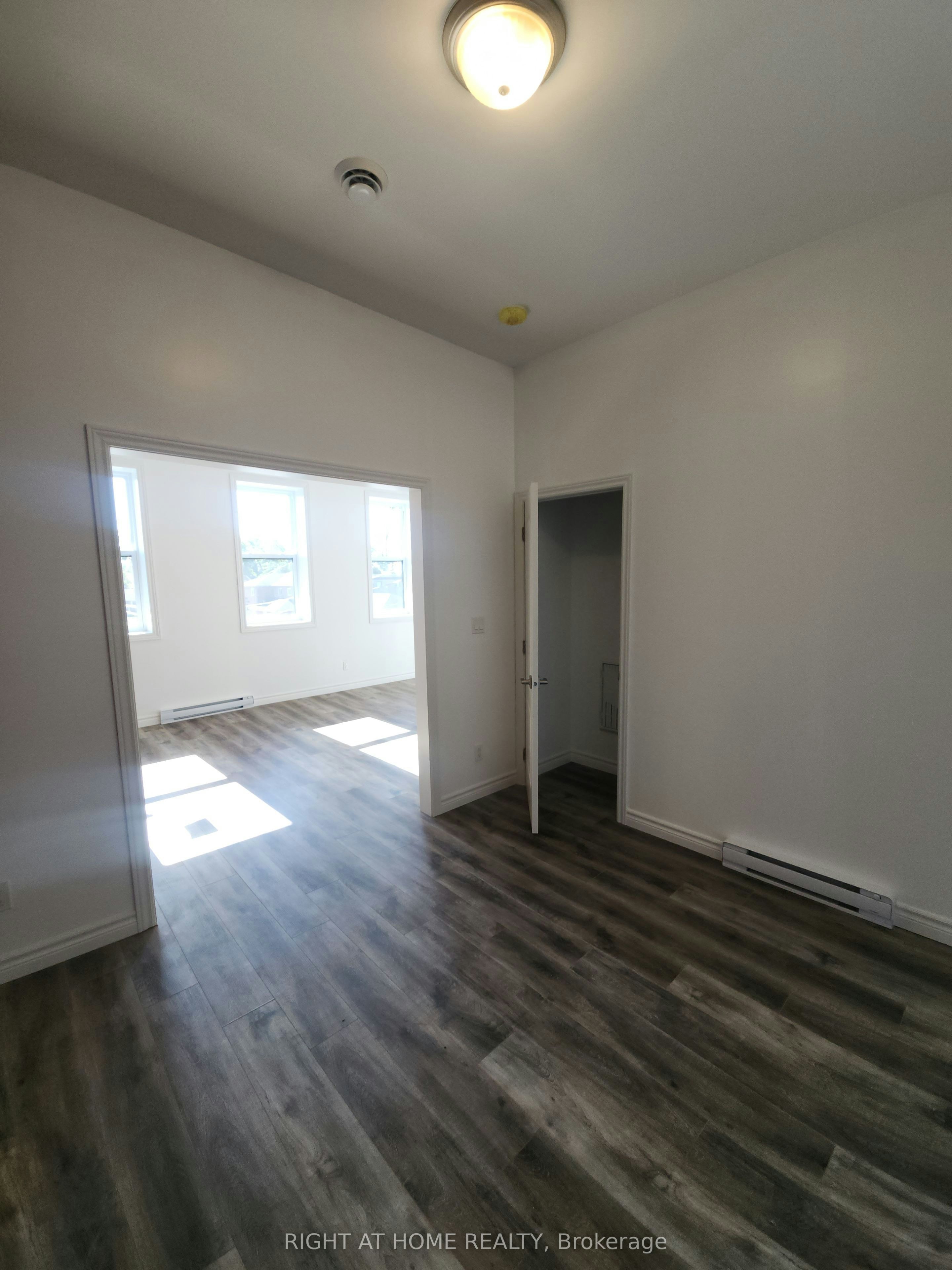 201-9 Queen Street W, Springwater, ON, L0L 1P0 - 9