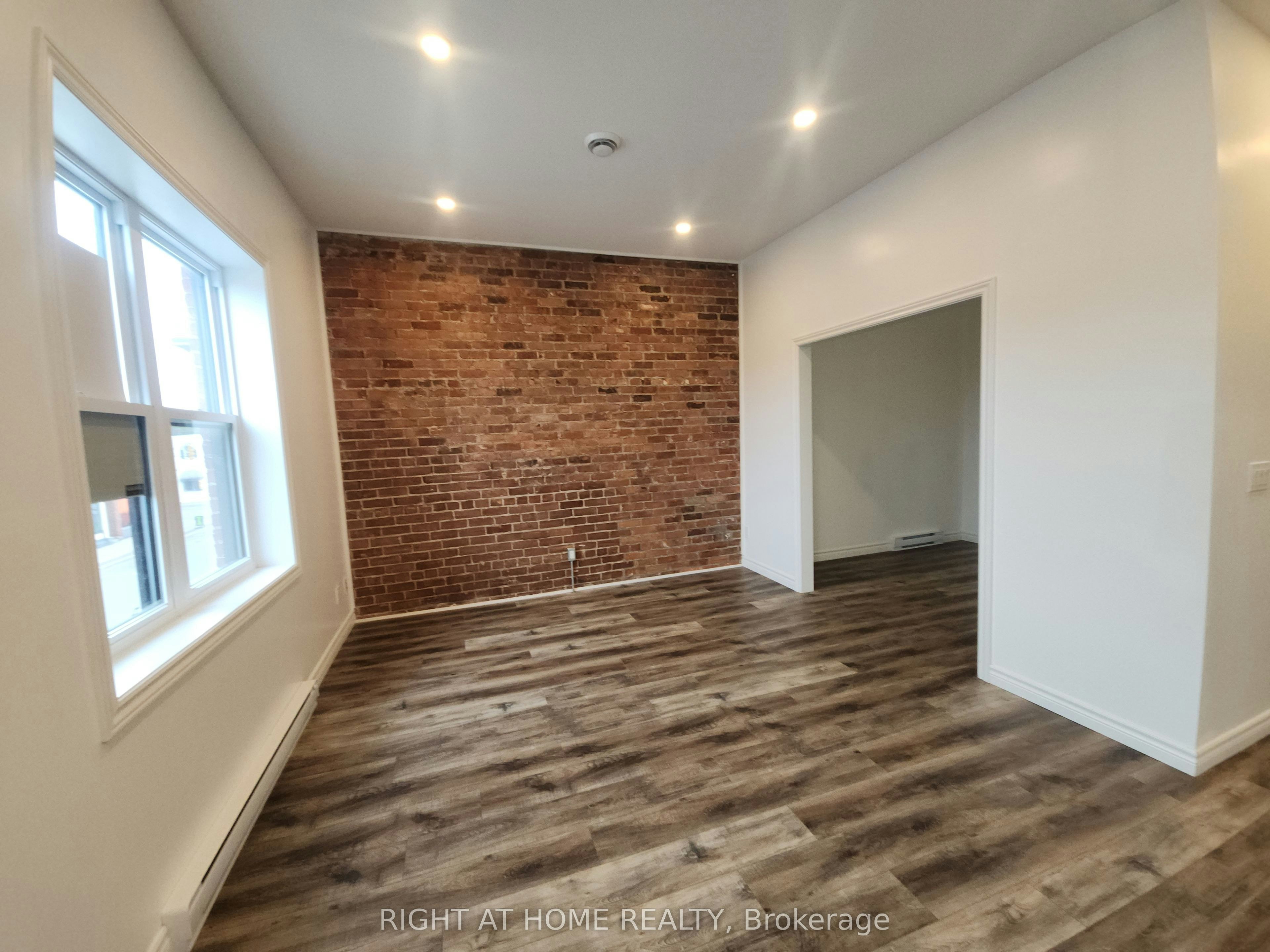202-9 Queen Street W, Springwater, ON, L0L 1P0 - 2