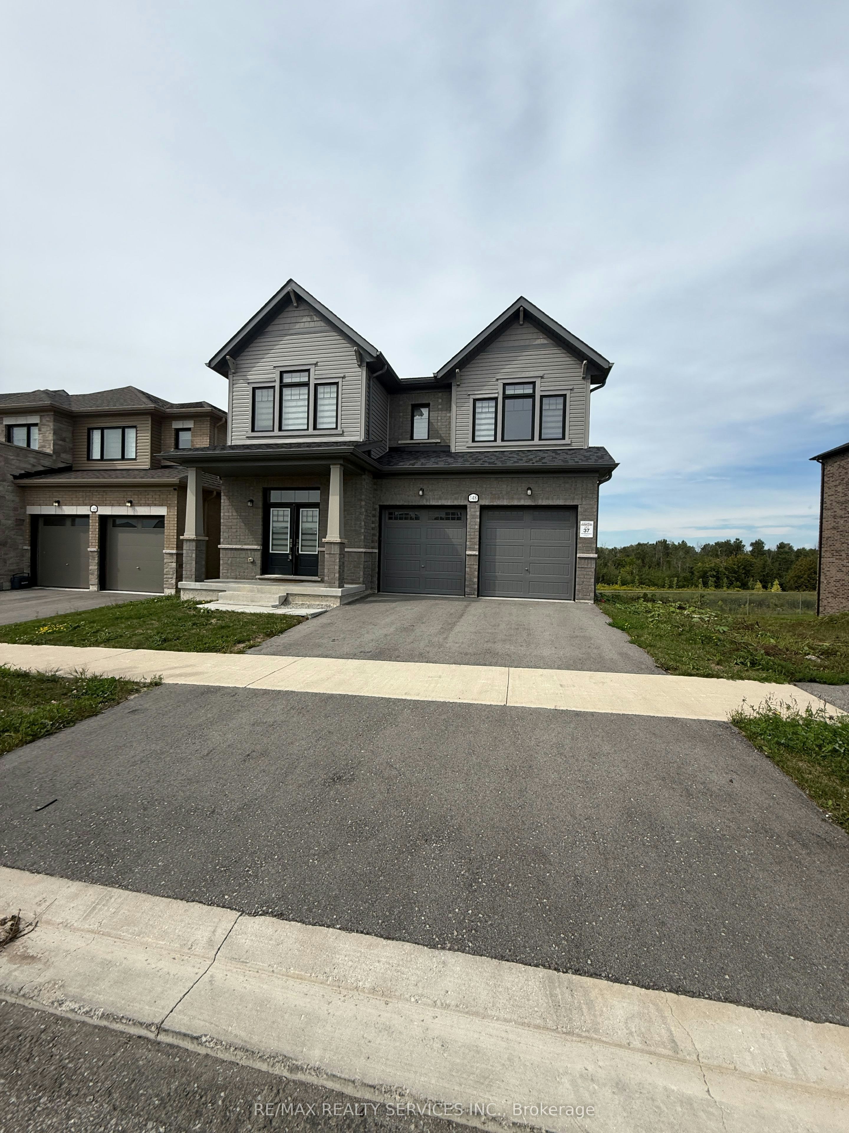 148 Thicketwood Avenue, Barrie, ON, L9J 0W8 - 2