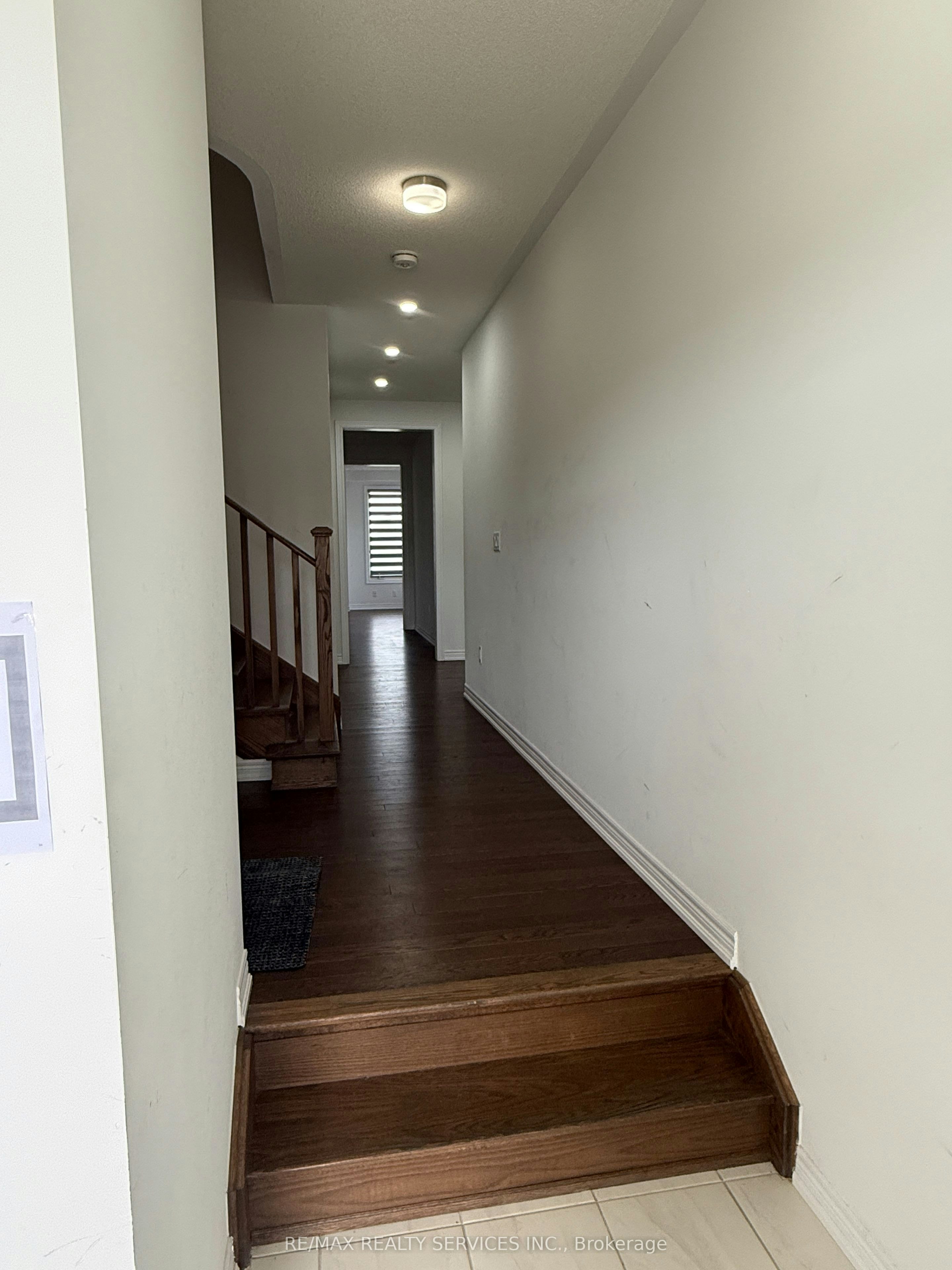 148 Thicketwood Avenue, Barrie, ON, L9J 0W8 - 4