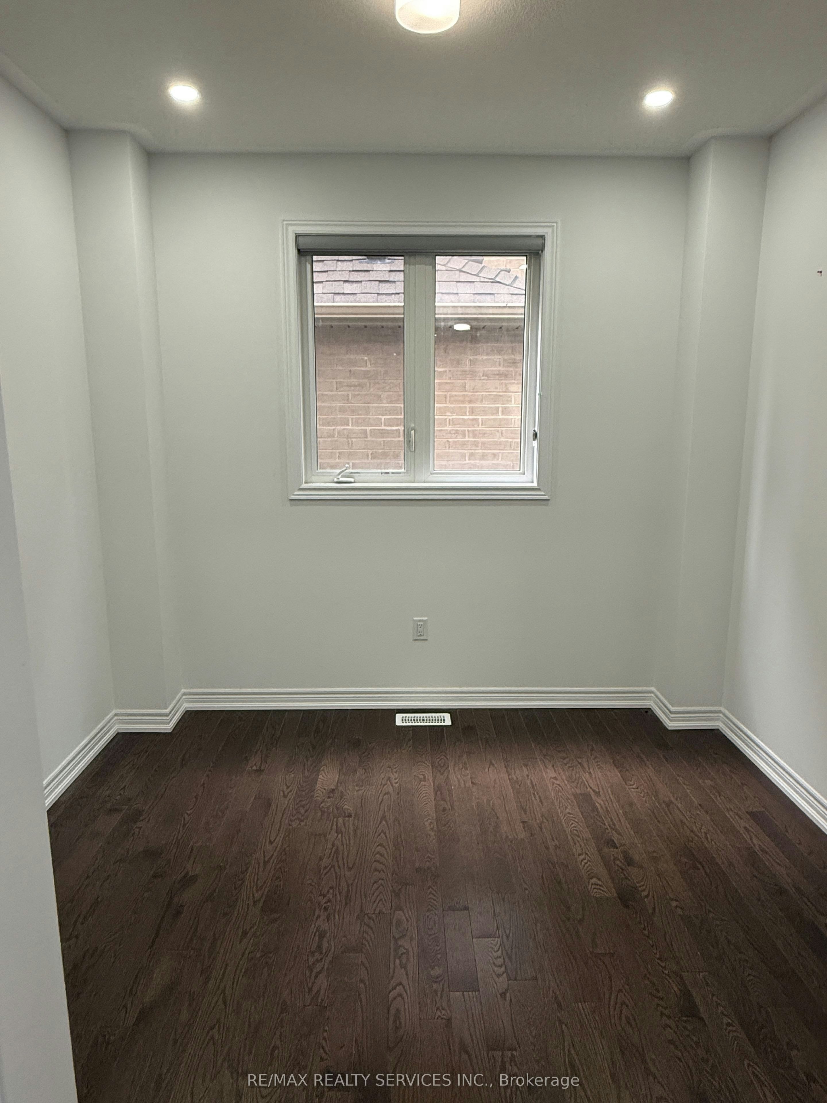 148 Thicketwood Avenue, Barrie, ON, L9J 0W8 - 5