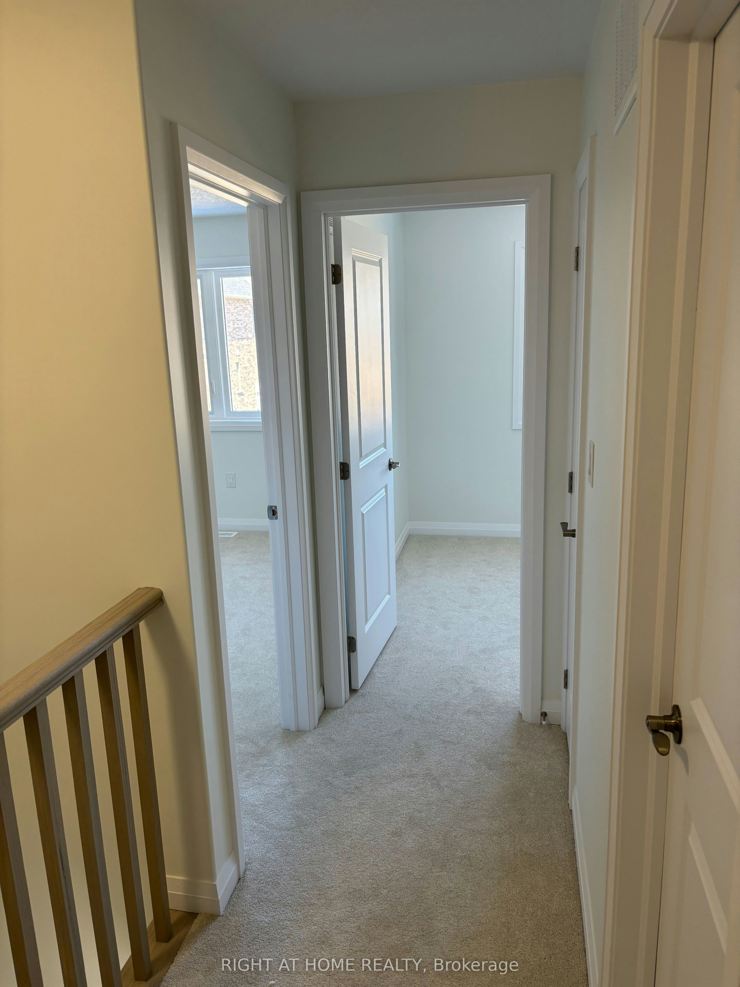 57 Copperhill Heights, Barrie, ON, L9S 2Z4 - 7