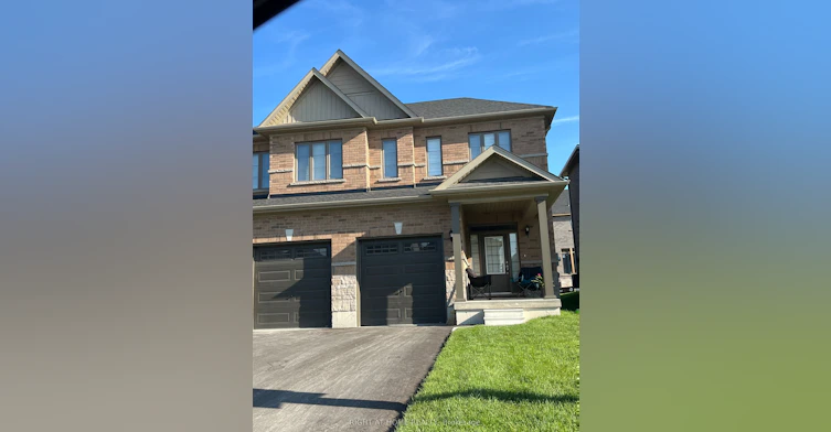 57 Copperhill Heights, Barrie, ON, L9S 2Z4