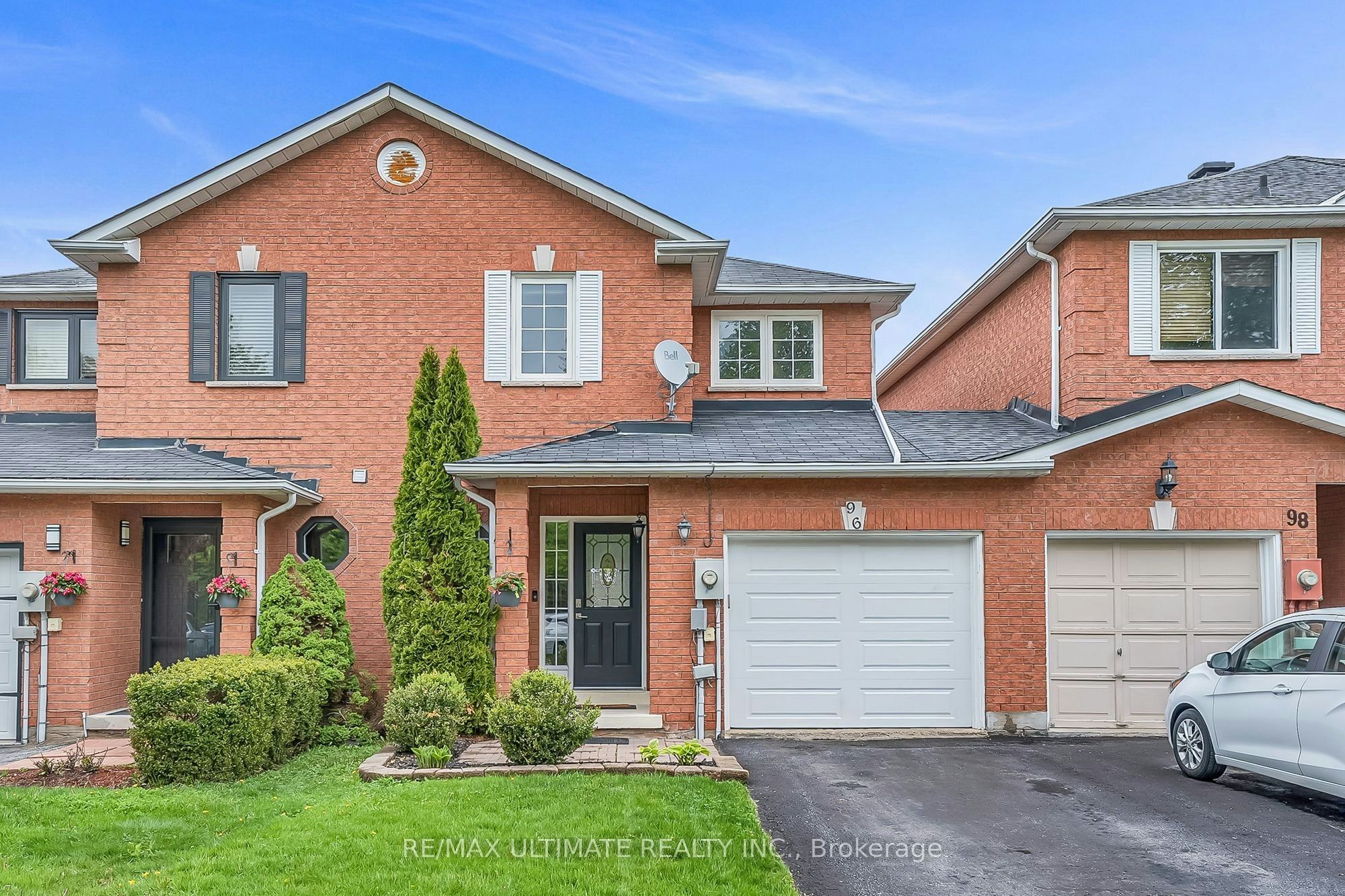 96 Bruce Crescent, Barrie, ON, L4N 8P4