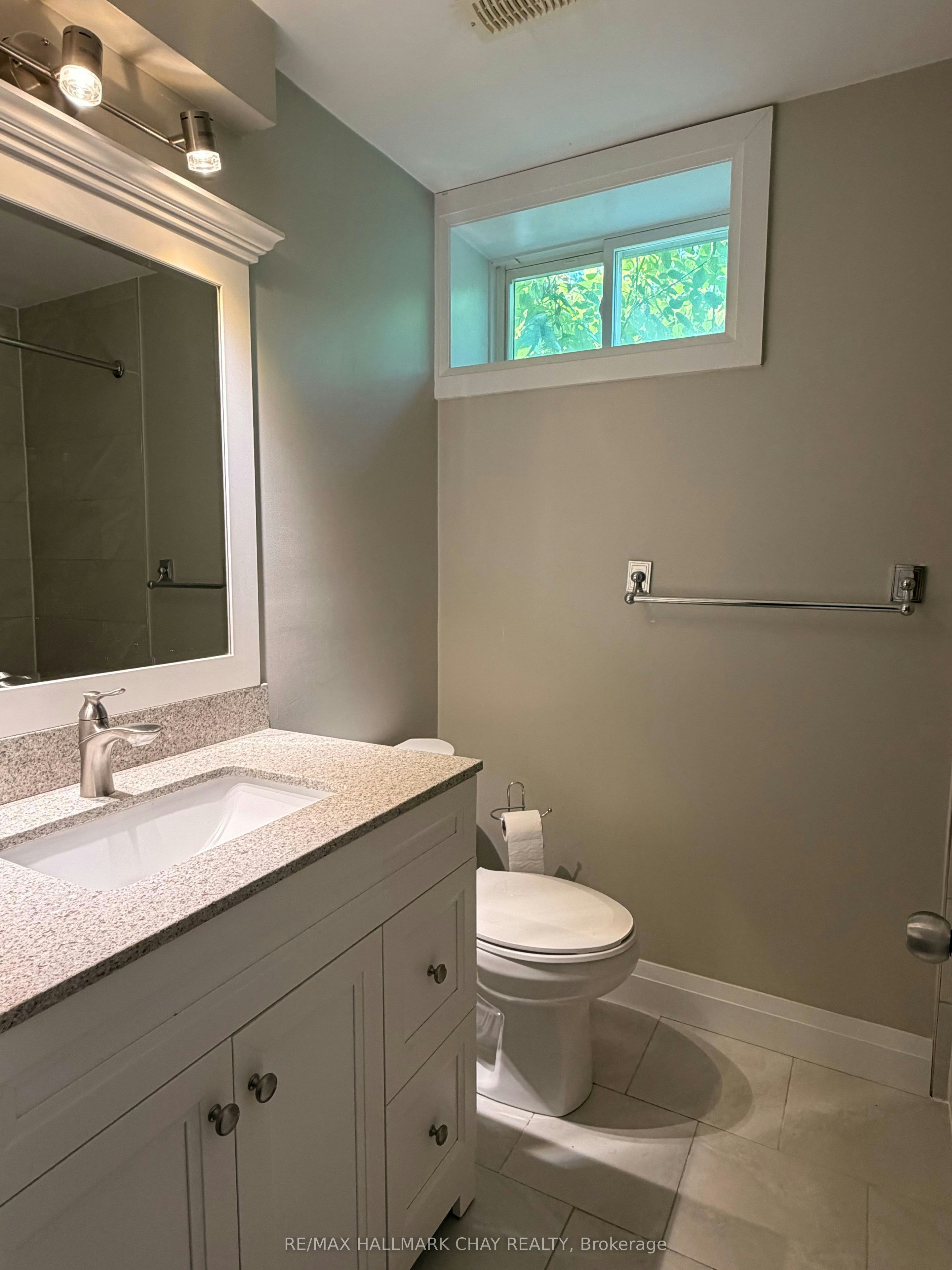2-64 Newton Street, Barrie, ON, L4M 3N5 - 9