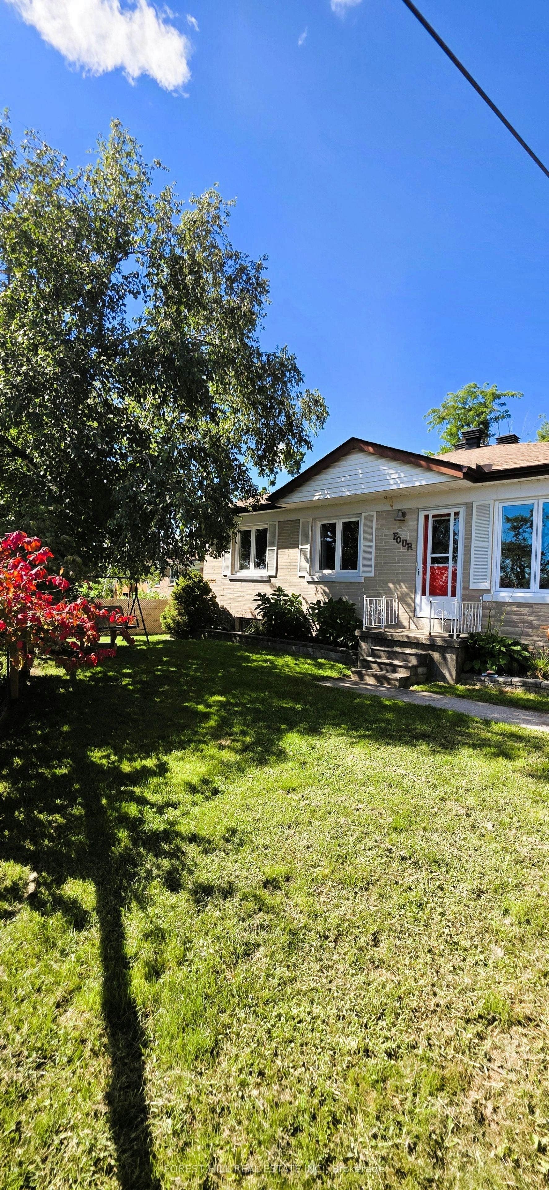 4 Karen Crescent, Orillia, ON, L3V 3H1