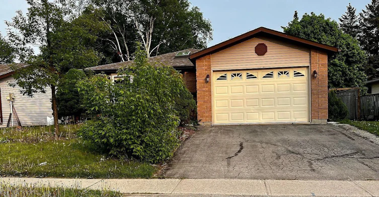 65 Gloria Street, Barrie, ON, L4N 5W5