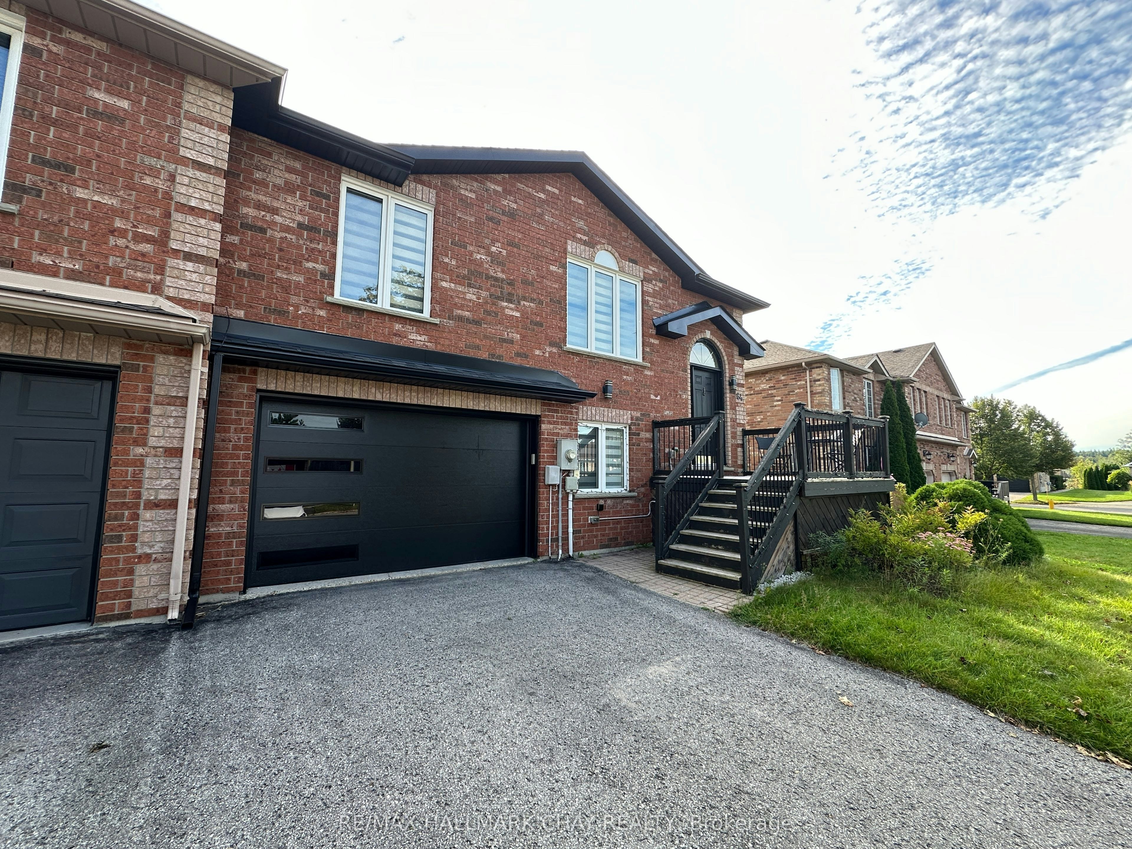 64 Logan Court, Barrie, ON, L4N 8G8 - 2